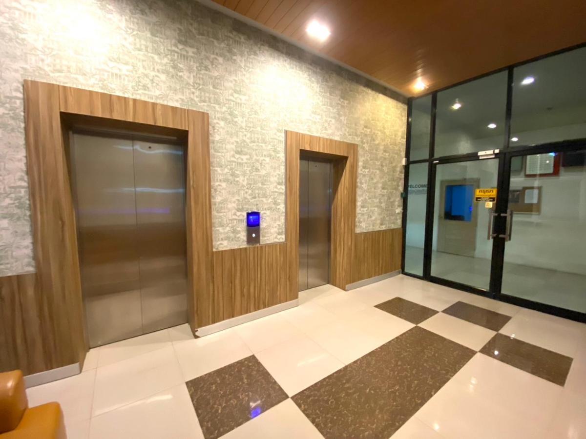 Sea Ville Grand Pattaya Джомтьен Экстерьер фото